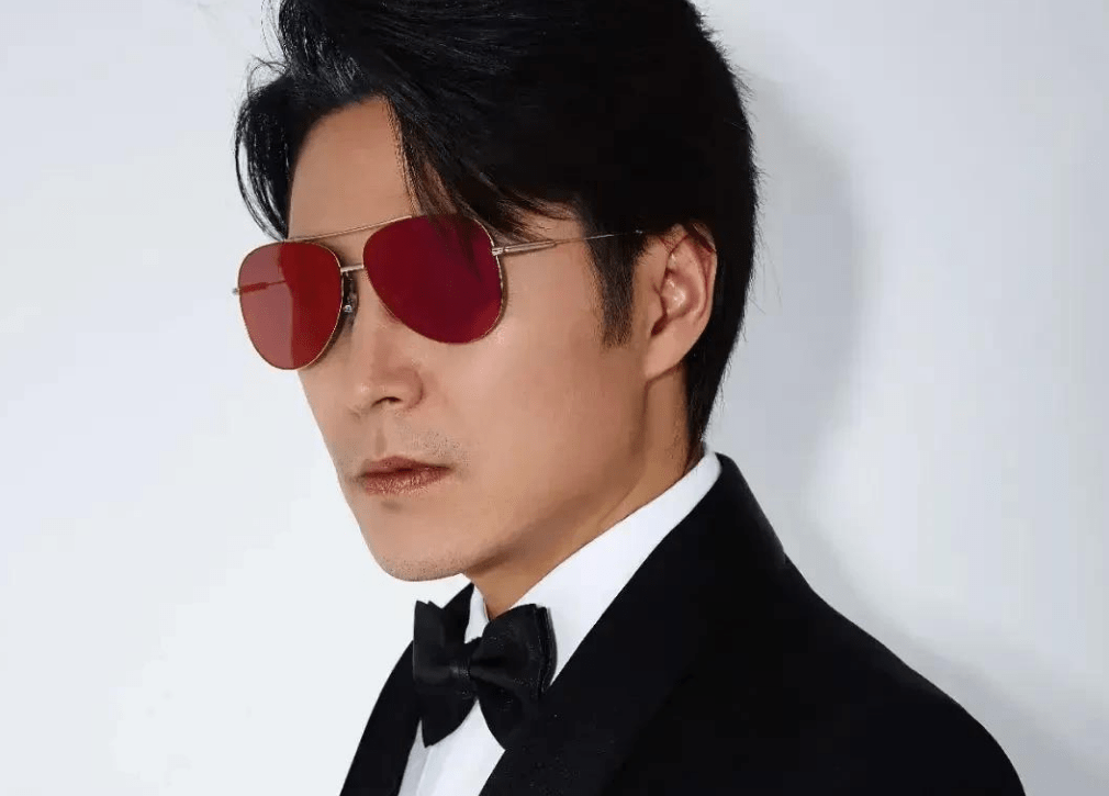 他是周星驰的模仿者小星爷张世玉,准备到成都和泡菜哥合作_电影_美食