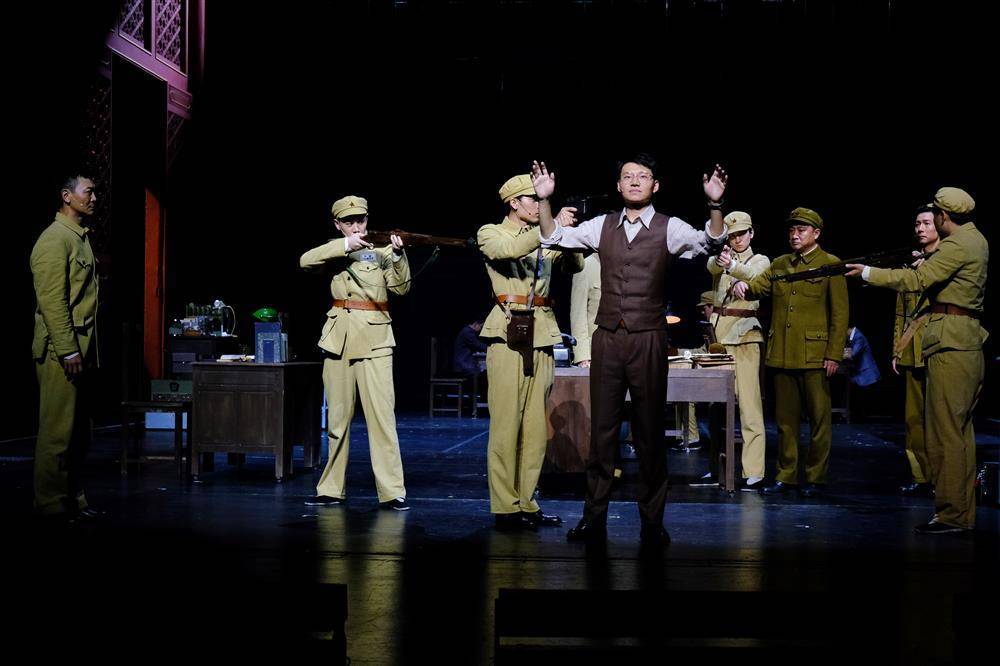 演员吴彼:我想成角儿_戏剧_话剧_喜剧