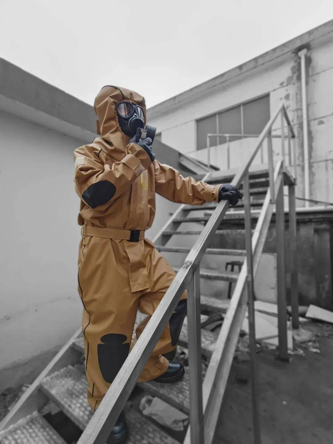 核辐射防护多场景适配组套,可提供多种屏蔽解决方案_连体_调节_衣裤