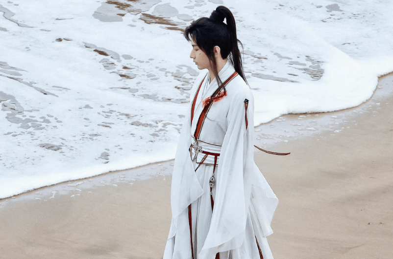 《不祥纹莲花楼》官宣，躲过成毅，我却被34岁的男三号冷艳了