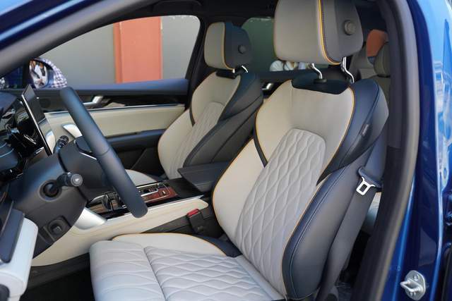 续航、性能、智能全在线!试驾新款唐EV