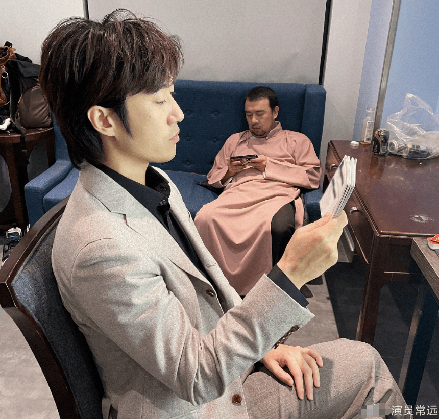 常远公开晒照打陶亮小报告,网友:亮哥有被冒犯_沈腾_照片_手机