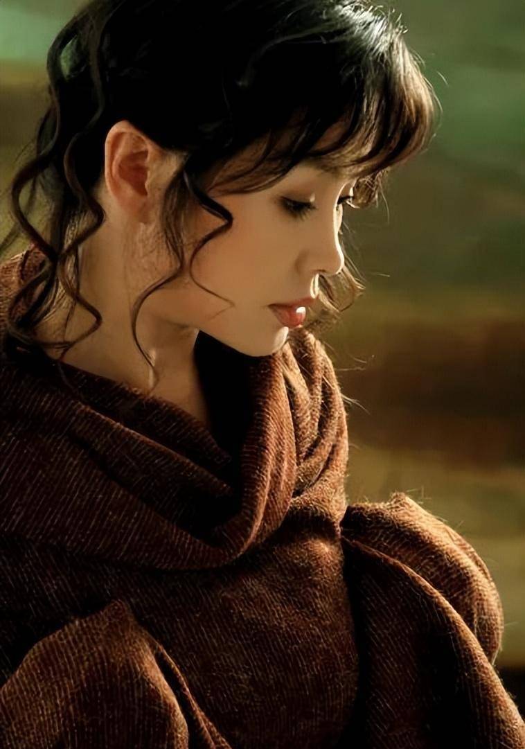 感情压得一塌糊涂,再也不相信爱情了,现在52岁的单身_于小_秦烽_对方