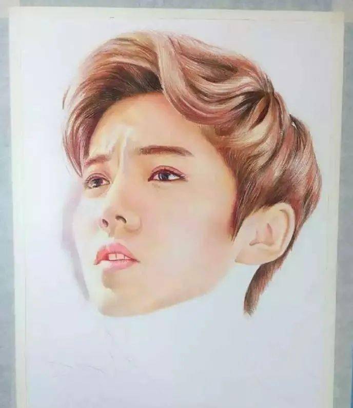 【彩铅肖像】你们的男神鹿晗来啦!_康颂_版权_网络