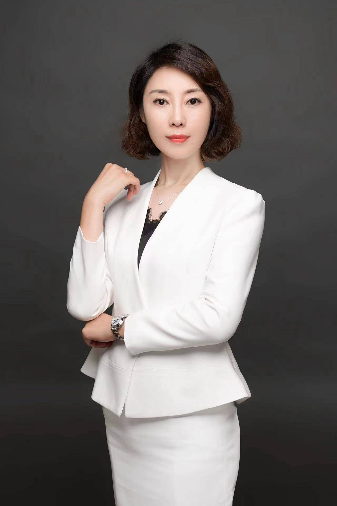 脑力开发资深培训师,全脑教育高级指导师,世界记忆锦标赛金牌讲师