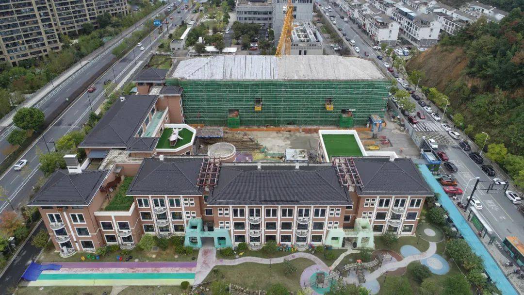 明年秋季新学期投入使用预计明年6月中旬竣工验收洋安