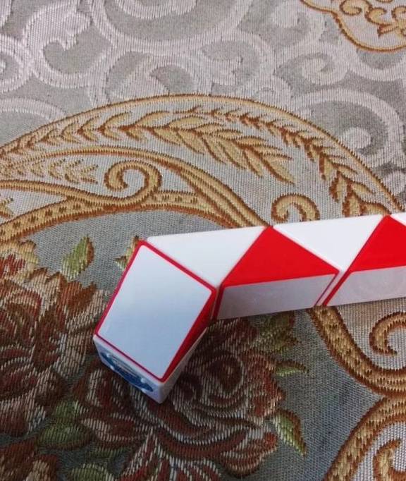 四十八段魔尺变雪花_的底部_样子_标记