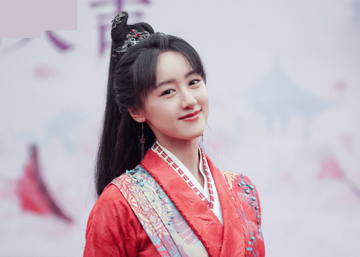 袁冰妍新剧嫁衣路透曝光,去掉十级滤镜后,侧脸是认真的吗?