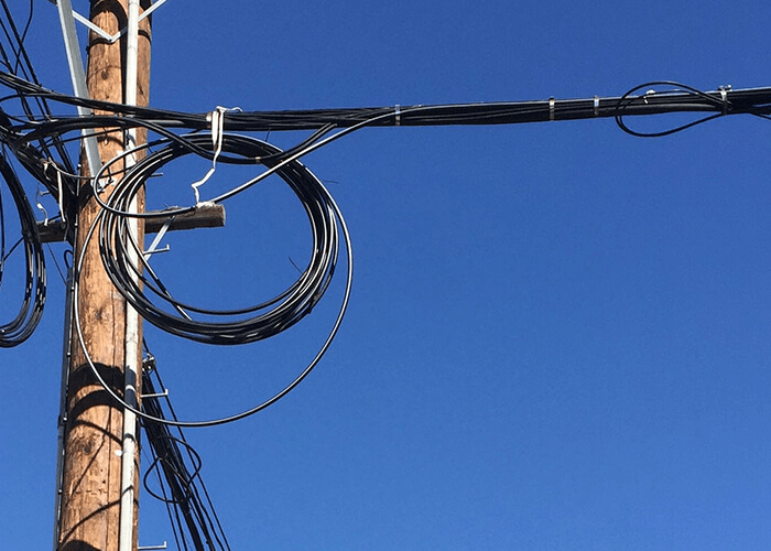 关于架空光缆你知道多少?_环境_应用_吊索