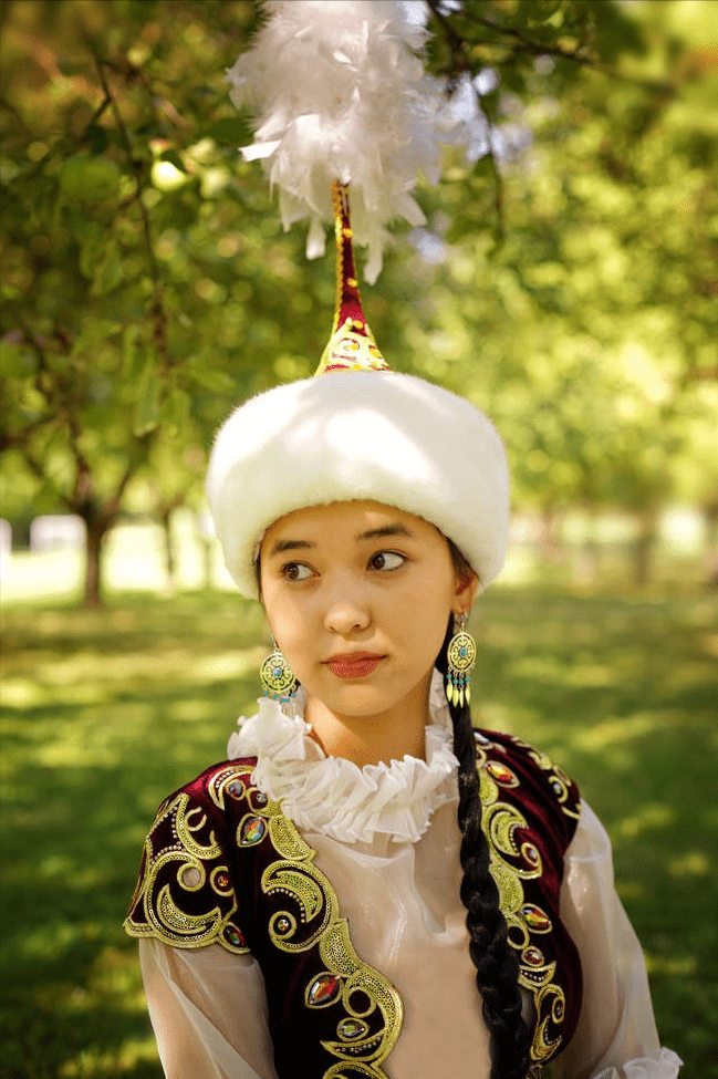 我,00后新疆人,在西安读大学被误认为是外国人,每天解释上百遍