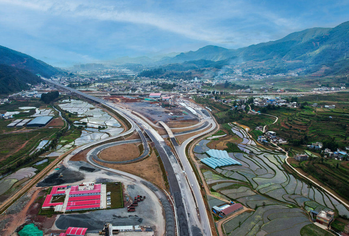 四川会理:德会高速公路有望年底通车_公里/小时_德昌_隧道
