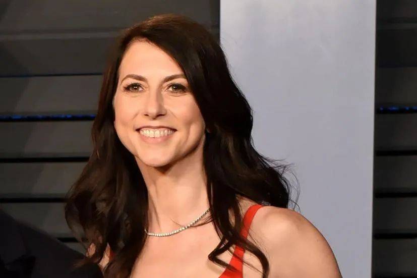 贝索斯前妻再离婚 分割280亿美元家产_麦肯齐·斯考特_财产_朱伊特