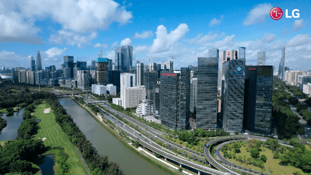 深圳嘉联支付大厦深圳嘉联支付大厦是一座理性与高效的现代化办公大楼