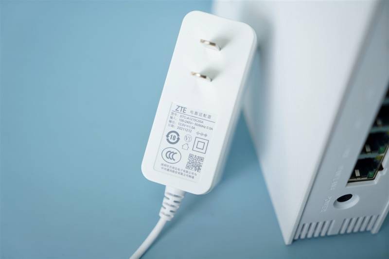 随时随地移动组网!中兴新一代5G CPE MC888S评测:规格全面提升 售价更便宜
