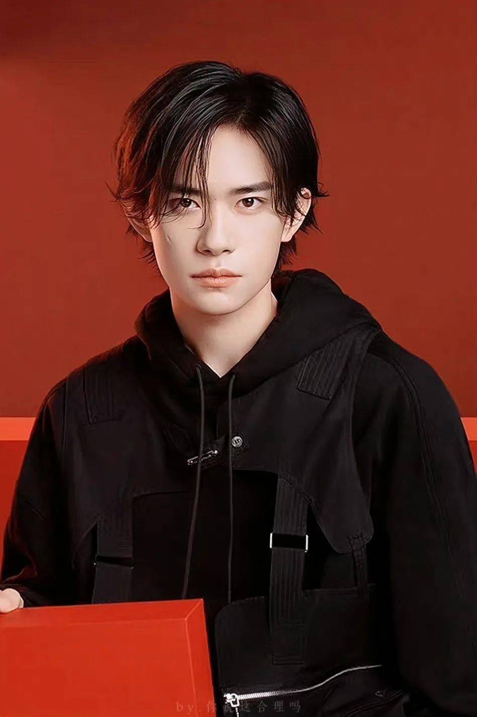 易烊千玺粉丝们这波积家的晒单,好快!_全球_品牌_手表