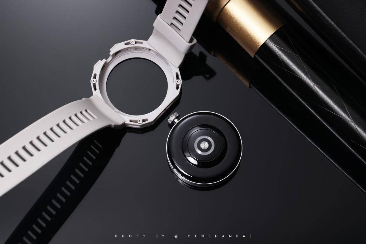 总带一块表太无聊！华为首款可换表壳智能手表WATCH GT Cyber评测