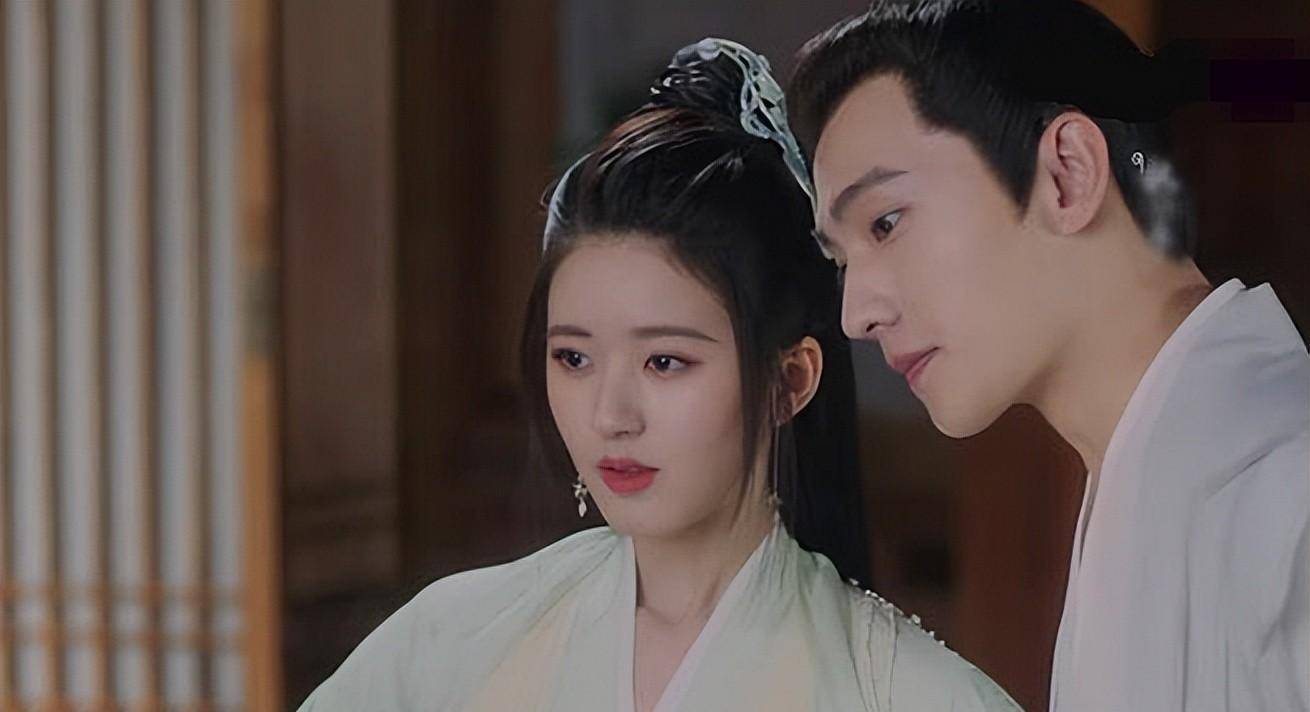 饭来张口的公子,也可以为她洗手做羹汤,他手下都说,公子只有在白姑娘