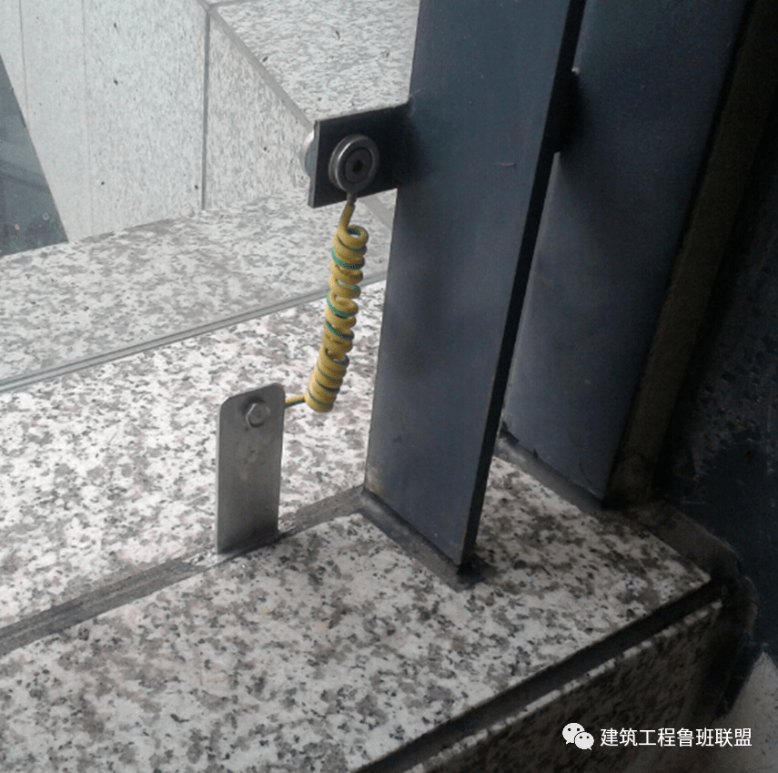 防雷接地如何施工?15个工艺节点,逐一对照!_金属_避雷_建筑