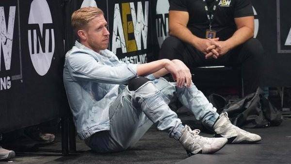 aew橘神做客厨艺节目,一改往日形象,在节目中畅所欲言_奥兰治·卡西迪