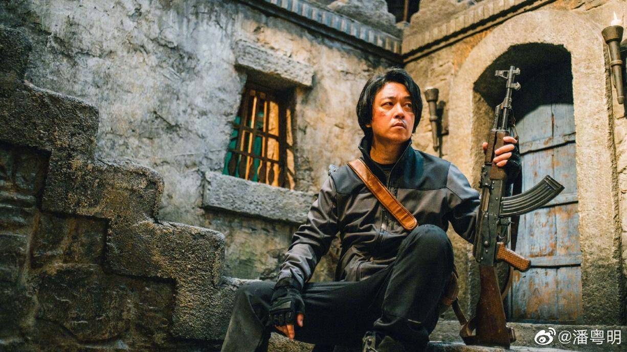 《鬼吹灯之南海归墟》杀青,原班人马主演,潘粤明变短发又瘦又帅