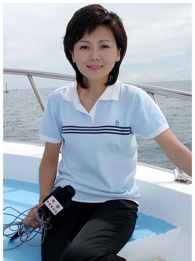 电视美女主持孟盛楠:24岁进入电视,36岁登上舞台,41岁单身未婚_董卿