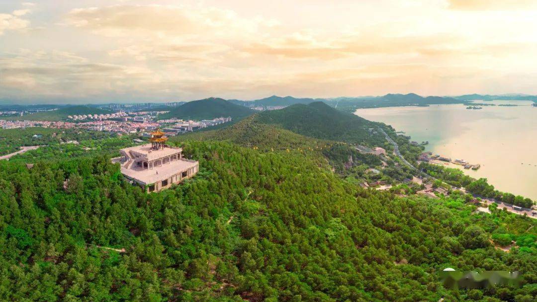 4萬畝,建成潘安湖,珠山宕口等一批溼地和宕口公園,變