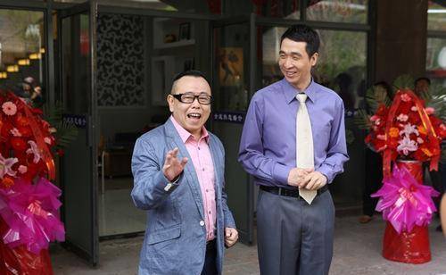 导演韩兆出镜带货翻车,自导自演满口胡言,供货商爆料扯下遮羞布_明星