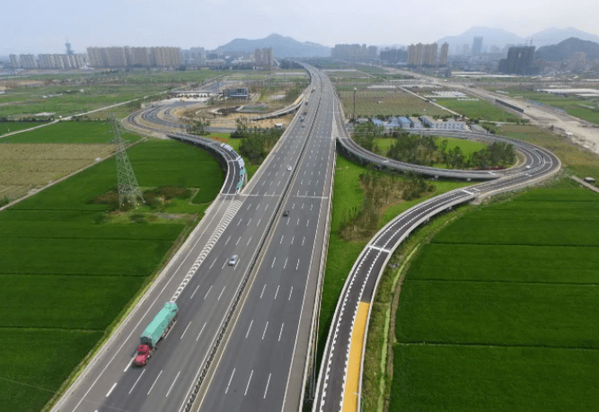 甬台温高速公路是国家高速路网g15沈海高速公路浙江段的重要组成部分