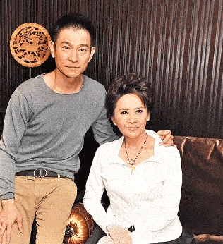 72岁"桃姐"叶德娴近照,刘德华为她下跪,和亲生儿女形同陌路_香港_电影