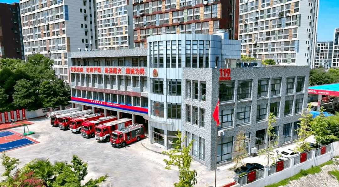 南京市雨花台区铁心桥消防救援站成立于2011年,秉持"传承,创新,人本