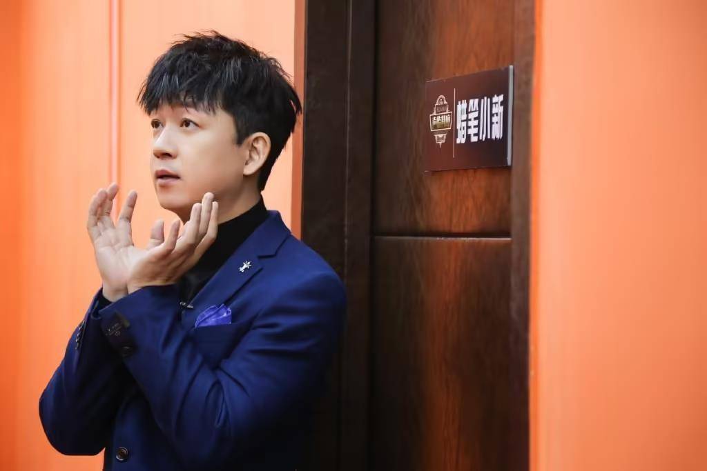 离婚10年后,潘粤明逆袭坐拥亿万身家,董洁风光不再只能独守爱子_电影