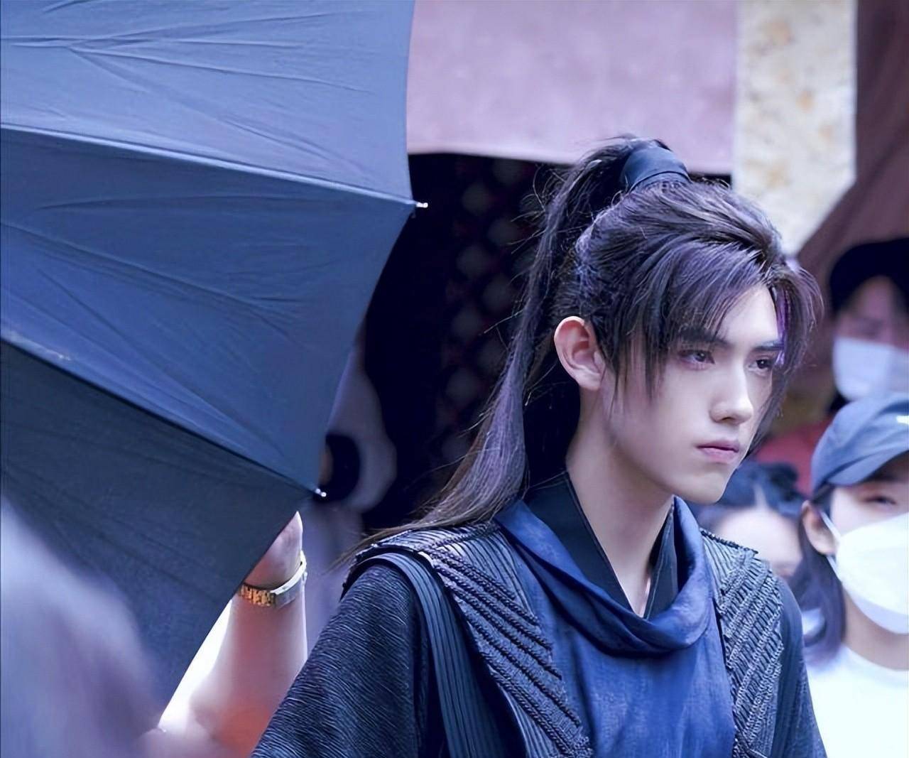 二哈和他的白猫师尊：三千长阶血犹未尽，是楚晚宁带墨燃回家的路_幻境_戒律_身体