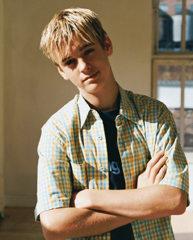 亚伦·卡特浴缸溺亡,儿子不满1岁,未婚妻发讣告称会抚养儿子成人_梅兰