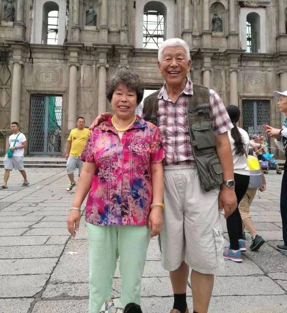 张洪杰：对瘫痪发妻不离不弃，76岁不敢老去，啃老的儿女成他心病