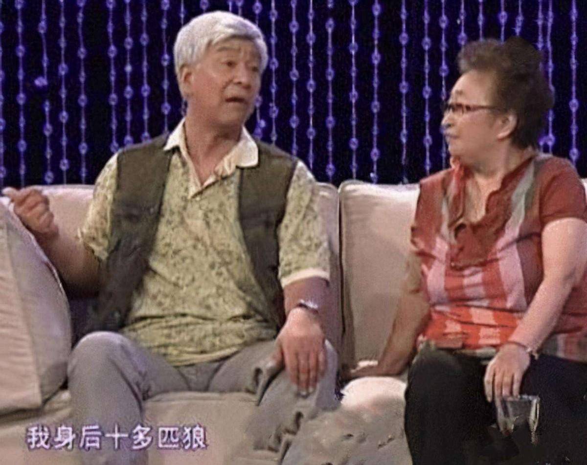 张洪杰：对瘫痪发妻不离不弃，76岁不敢老去，啃老的儿女成他心病