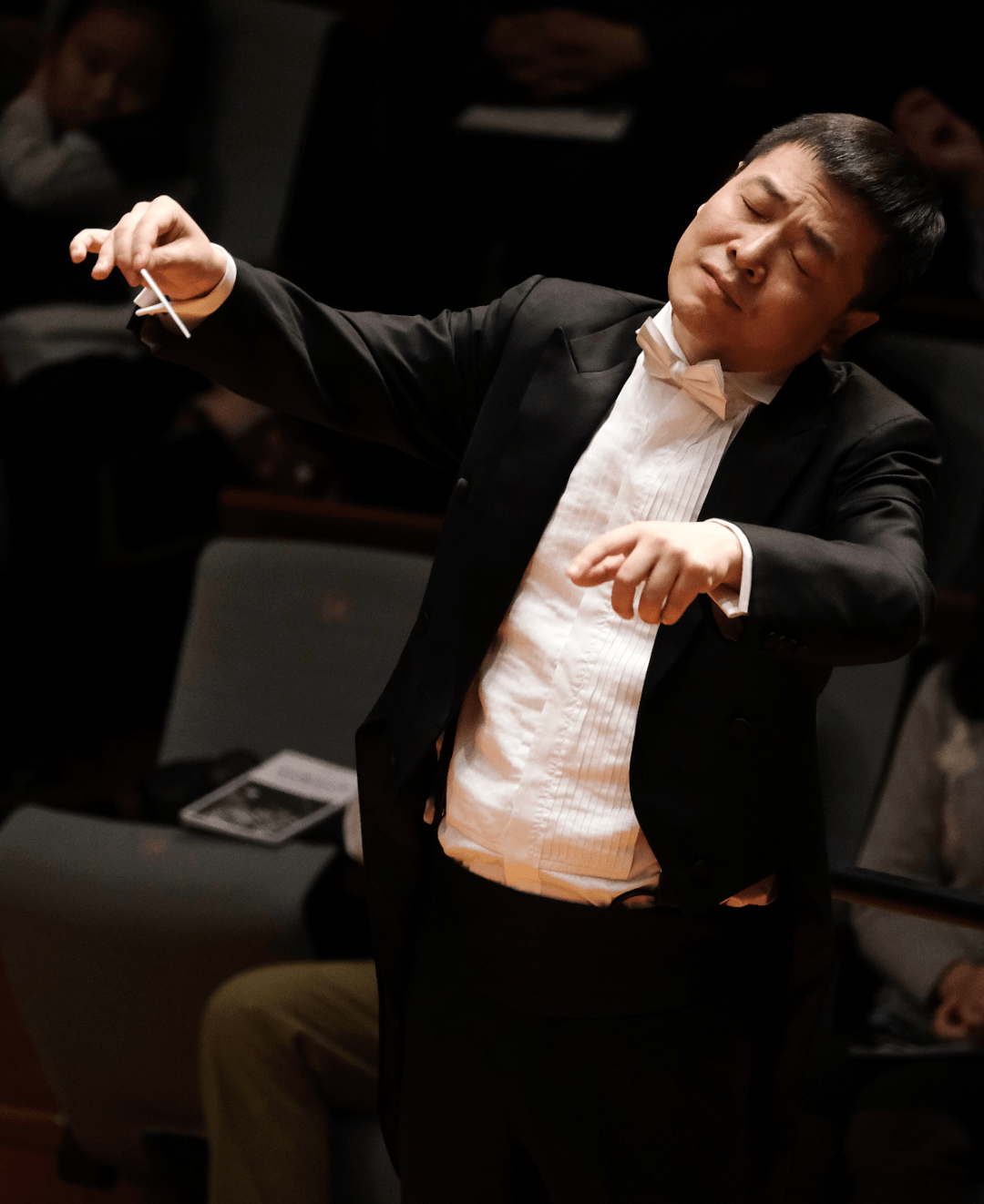 星期广播音乐会40周年「大师课」特别呈现:指挥家张艺讲施特劳斯_上海