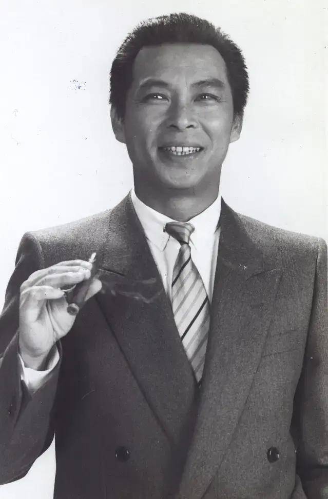 刘兆铭:演什么像什么,堪称演艺圈中的"万花筒"_舞蹈_香港_梦想