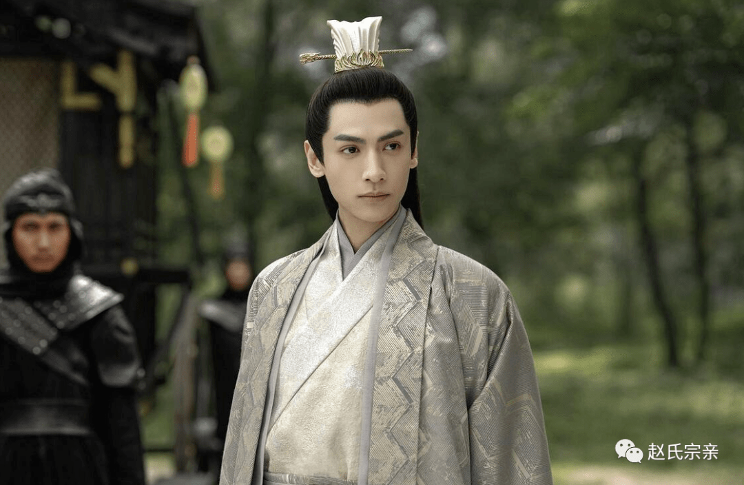 男子_眉毛_女子