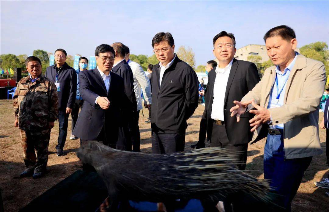 江西省保护野生动物宣传月启动仪式在鹰潭举行_自然_活动_中华