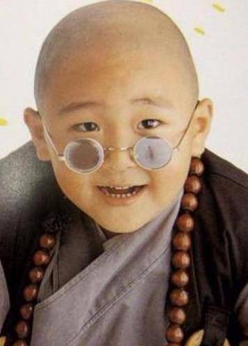 "笑林小子"郝劭文:3岁出道,10岁赚千万家产,今却靠低保度日_时候_因为