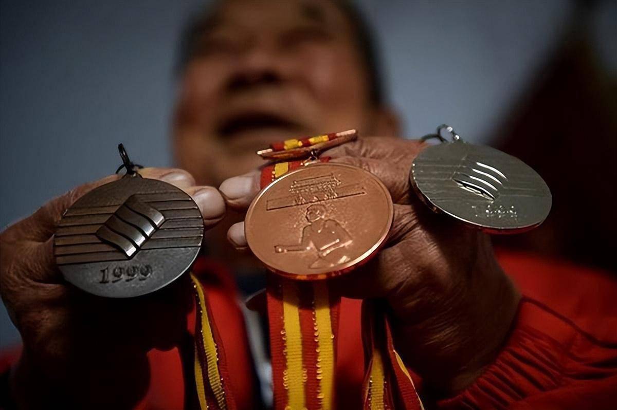 "中国马拉松第一人"张亮友去世,他的传奇仍在激励中国跑者_比赛_工作