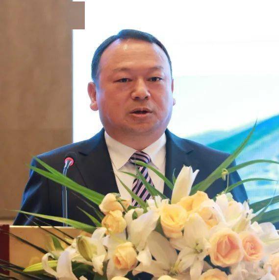 云南省水利厅党组成员,副厅长杨国柱作报告云南省水利厅有关领导,中国