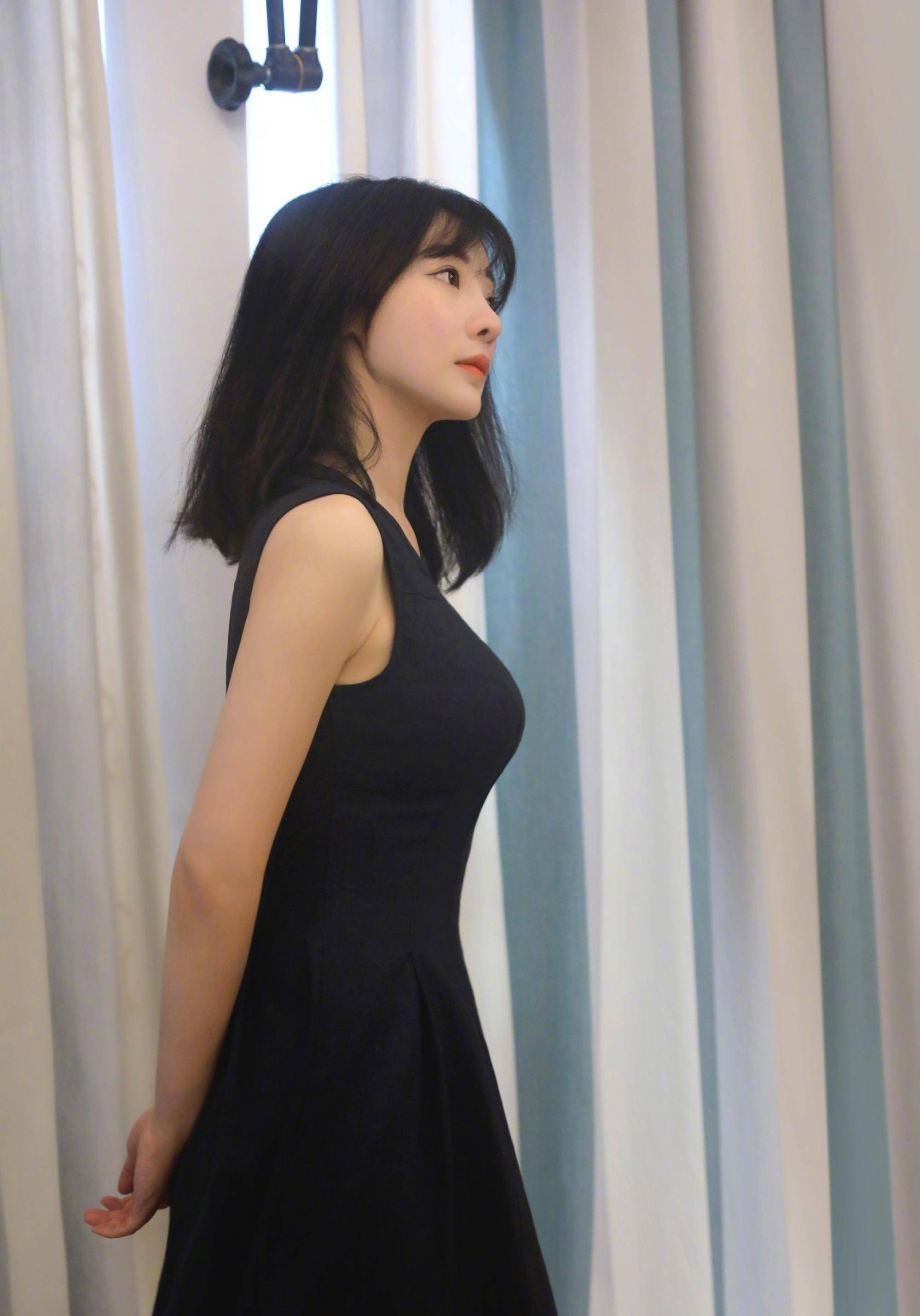 柳岩节目中相亲,一天见两个对象,表示并不排斥这种方式_生活_独立