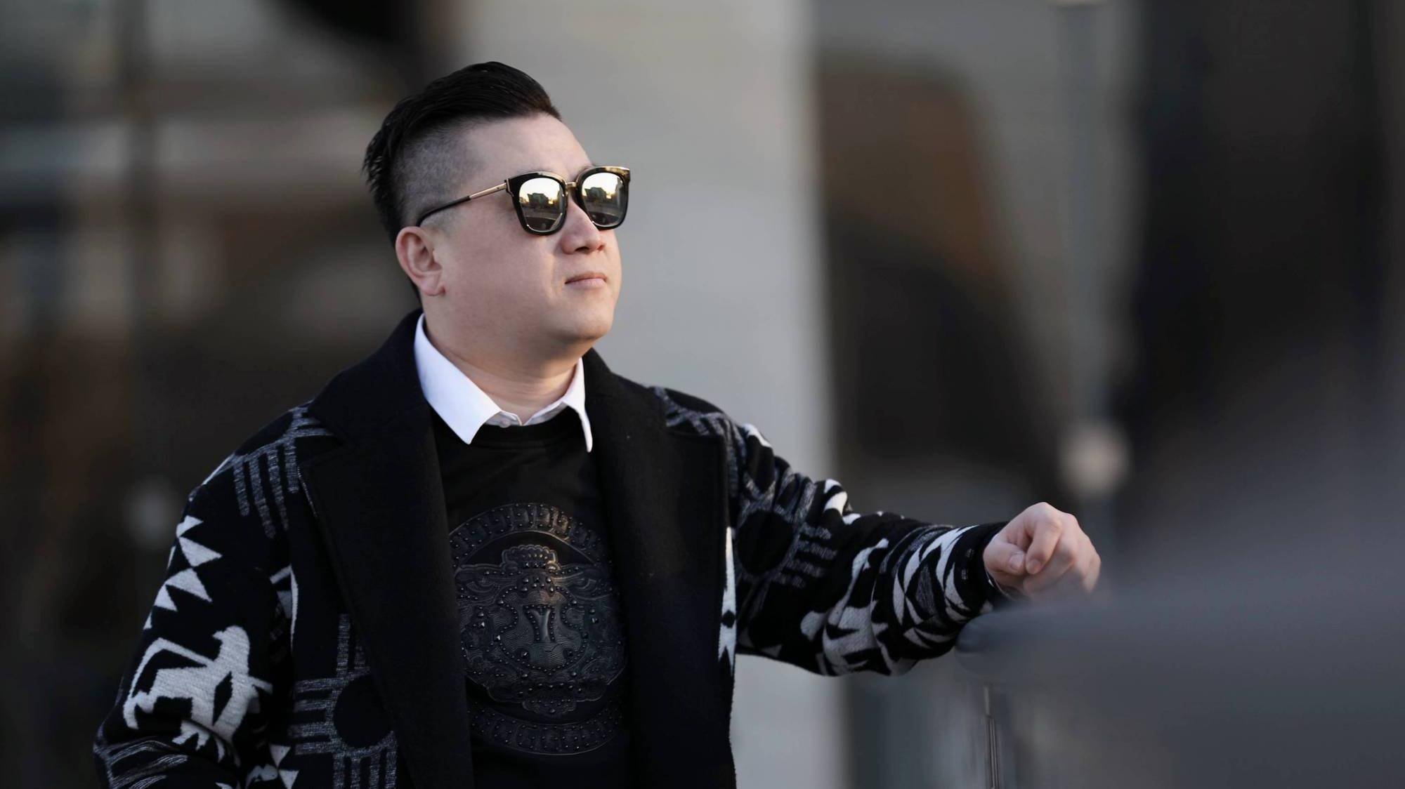 张鹤伦发布单曲《小娟儿》,在歌曲方面德云社仿佛开挂了一样