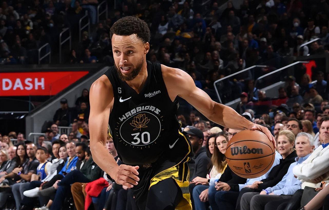 联盟最炙手可热的球星,nba巨星_库里_比赛_勇士队