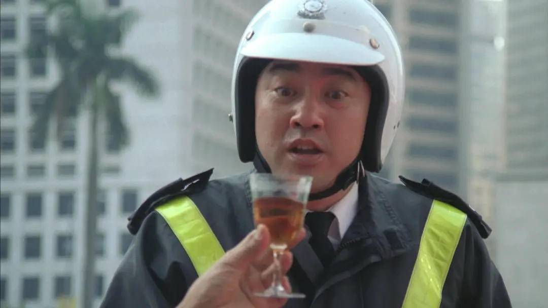 老戏骨卢海鹏:从艺47年交不起20万手术费,被迫退休晚年凄凉_香港