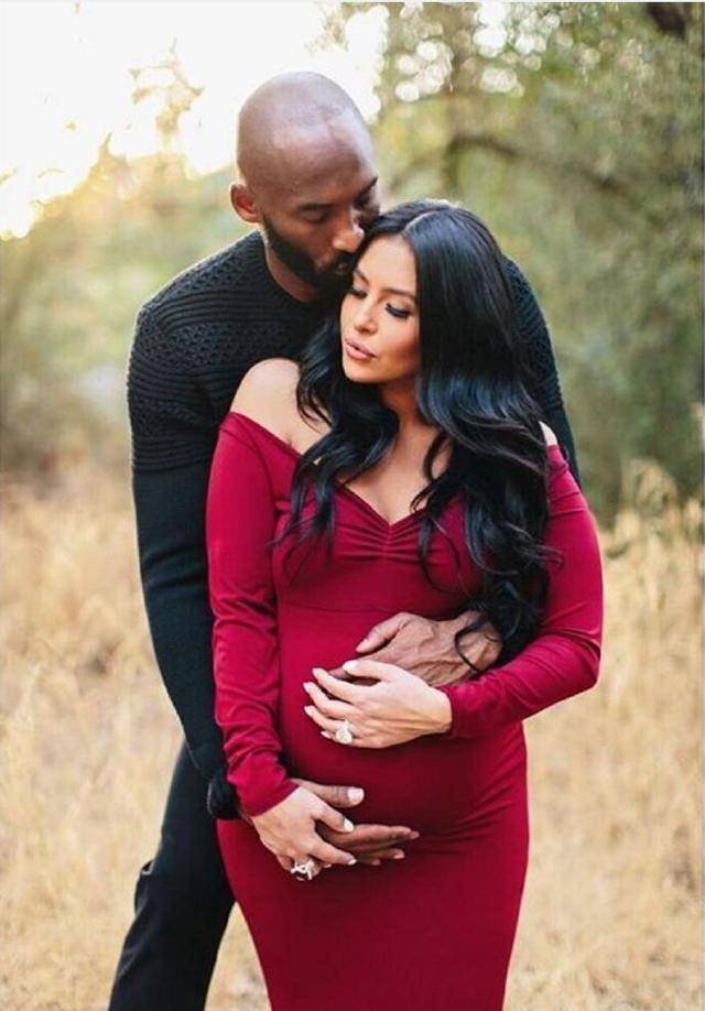 17岁纳塔利亚酷似科比,亭亭玉立成熟美丽,科比曾想让她继承公司_带着