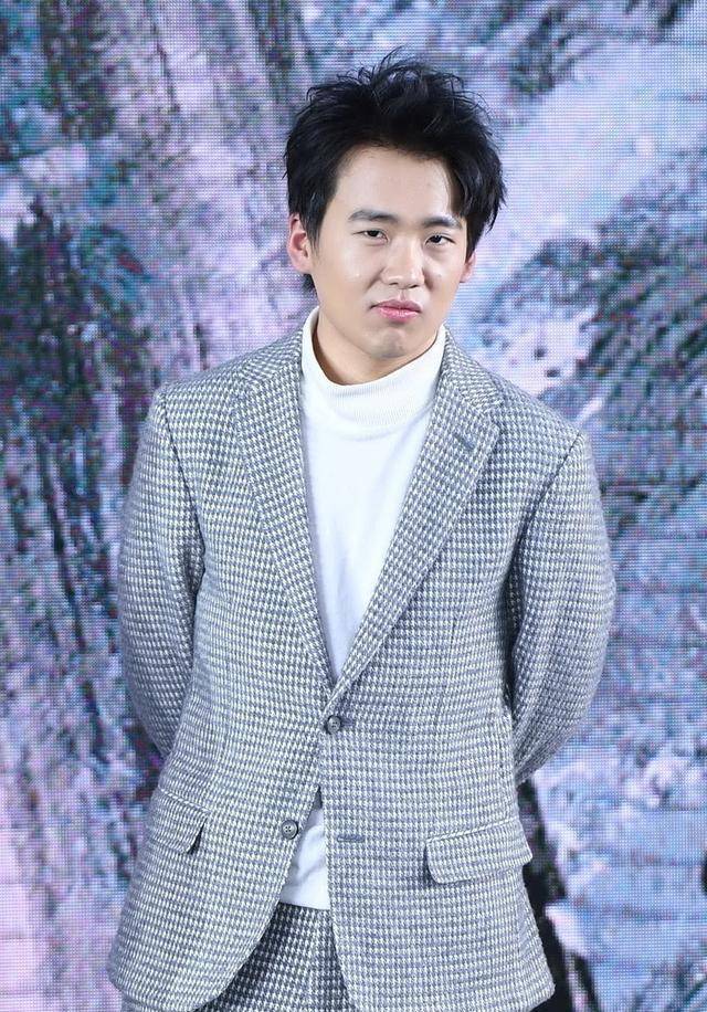 "最省心富二代"郭麒麟:24岁的少年,40岁的通透_相声_行业_成长