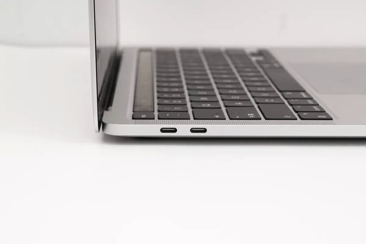 M2 MacBook Pro笔记本存储不够？致态 TiPlus7100 硬盘外置性能实测