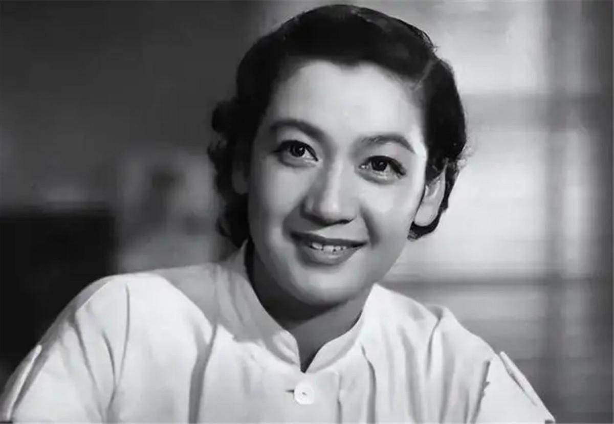 "昭和女神"原节子:被天皇献给麦克阿瑟,终生未婚,活到95岁_日本_电影